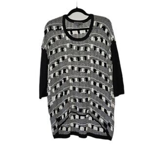 QUINN Knitted Black & White Artistic Pullover Tunic Sweater Medium